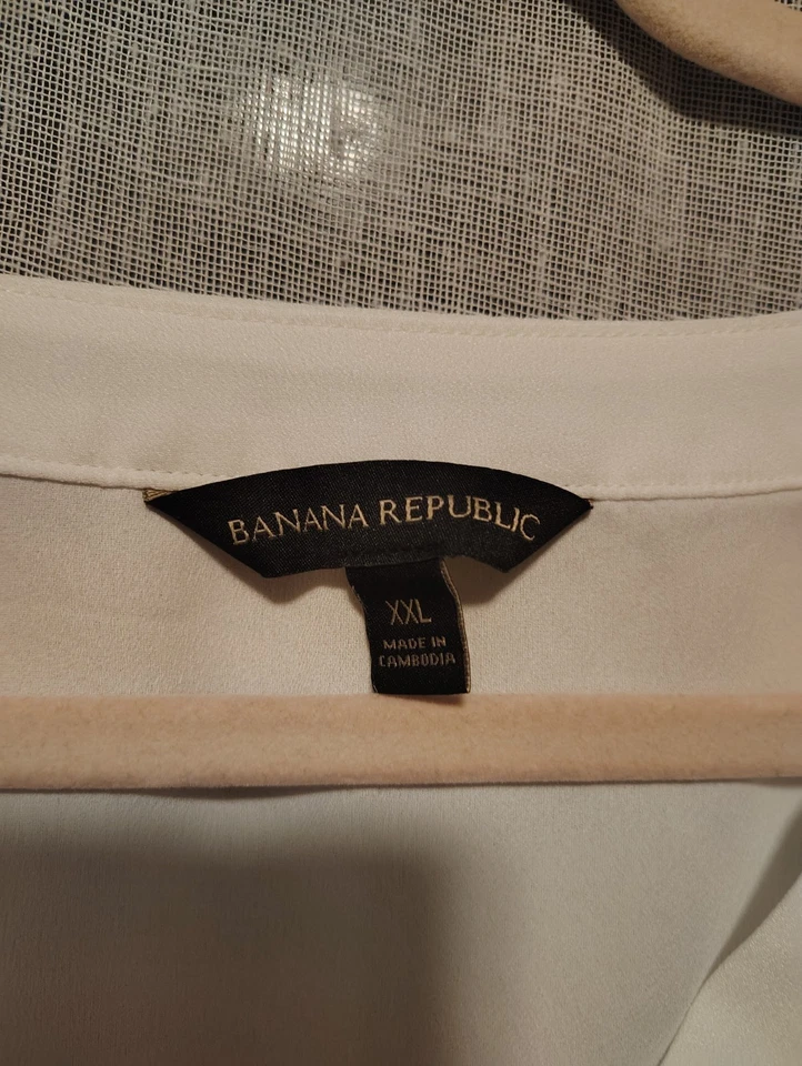 Blusa Banana Republic Cuello en V XXL Marfil Crema Manga Corta Fluido Top Foto 2 de 4