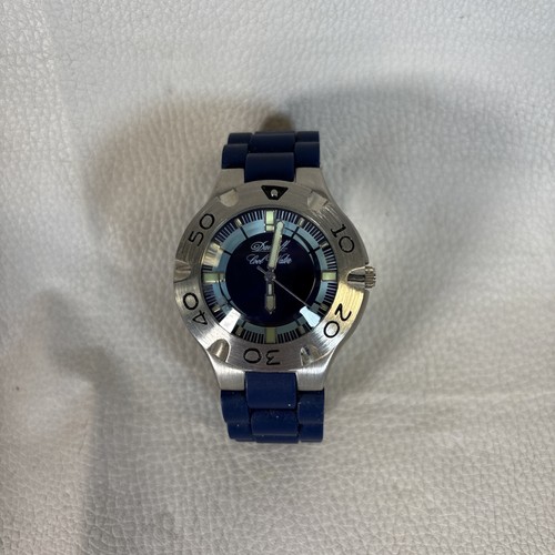 Davidoff Cool Water blue silicone and stainless watch. Needs battery