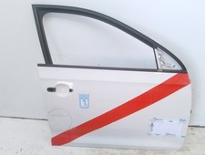 Porte avant et accessoires Skoda 120
