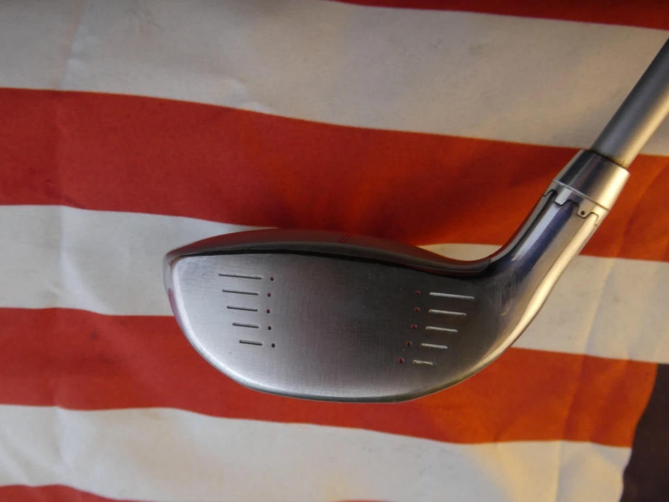 Feminino KING F7 5-6 Fairway Wood Fujikura Pro 55 Flex Grafite EXCELENTE - Imagem 3 de 4