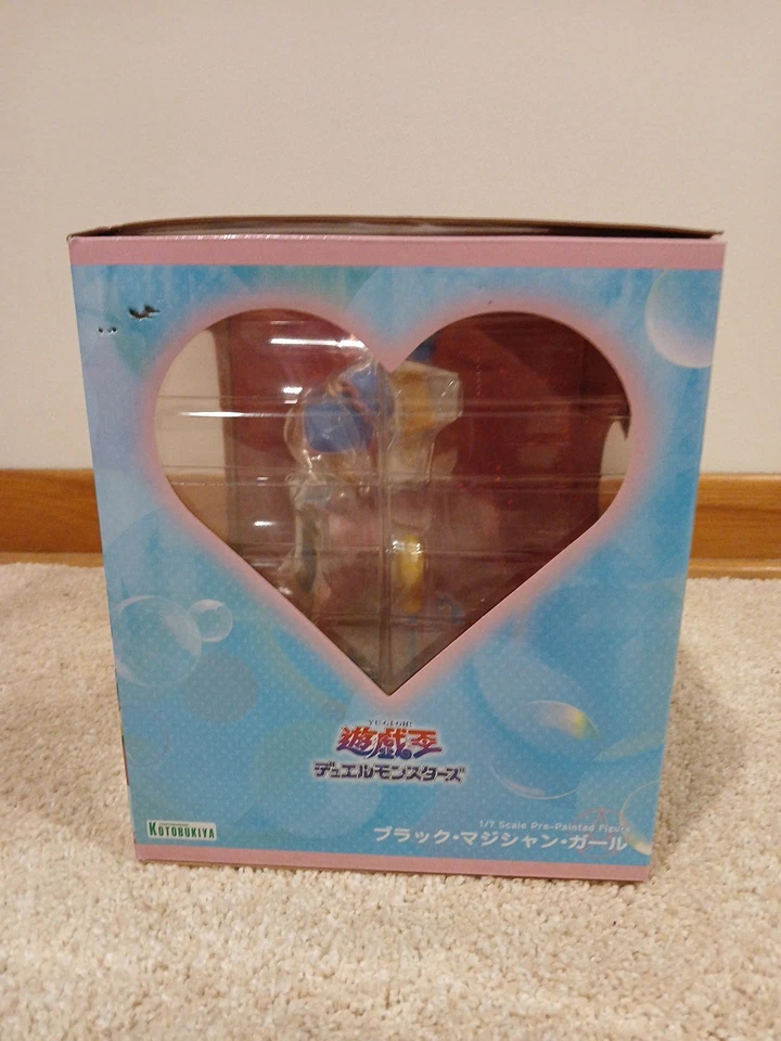 Kotobukiya Yu-Gi-Oh! Duel Monsters PVC Chica Maga Oscura 1/7 Foto 3 de 4