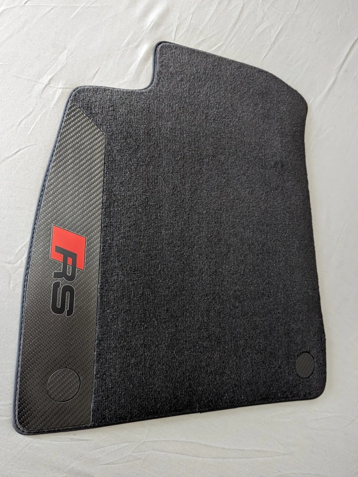 Alfombrillas terciopelo carbono negro Audi A5 RS5 Sportback F5A 2018-2025 Foto 2 de 4