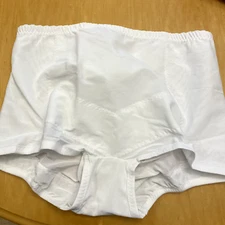 Jeunique  Fashion Figure Firm Control  white panty Girdle Style 65142 NEW