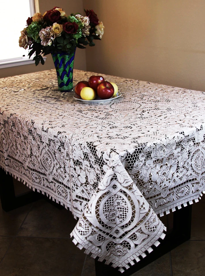 Mantel y 12 servilletas Wall Of China 72x108" poliéster beige bordado Foto 2 de 2