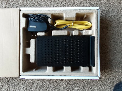 NETGEAR C3700 12MBPs 2-Port Gigabit Wireless N Router (C3700-100NAS)... used - 第 5/5 張圖片