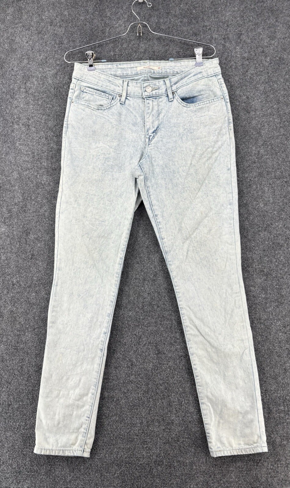 Levi’s 711 Skinny Jeans 30x28 Light Wash Classic Ankle Zip Closure