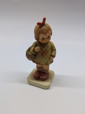HUMMEL I BROUGHT YOU A GIFT #479 GIRL WITH BASKET 4  FIG 1993 