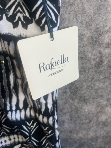 Rafaella Studded Keyhole Top Size 2X Black White Tribal Print NWT $49 - Picture 7 of 12
