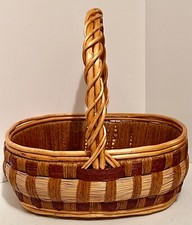Multicolor Wicker Weave Oval Basket Wicker Bottom and w/Handle 15W X 18L X 6D