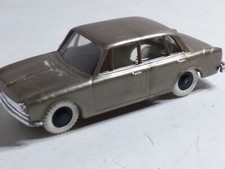 CLE JOUET ANCIEN PLASTIQUE 1/48 SUPERBE SIMCA 1300 COULEUR RARE COMME NEUF