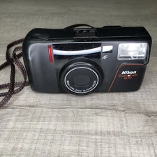 Nikon Zoom Touch 400 Film Camera 35-70mm Macro Lens