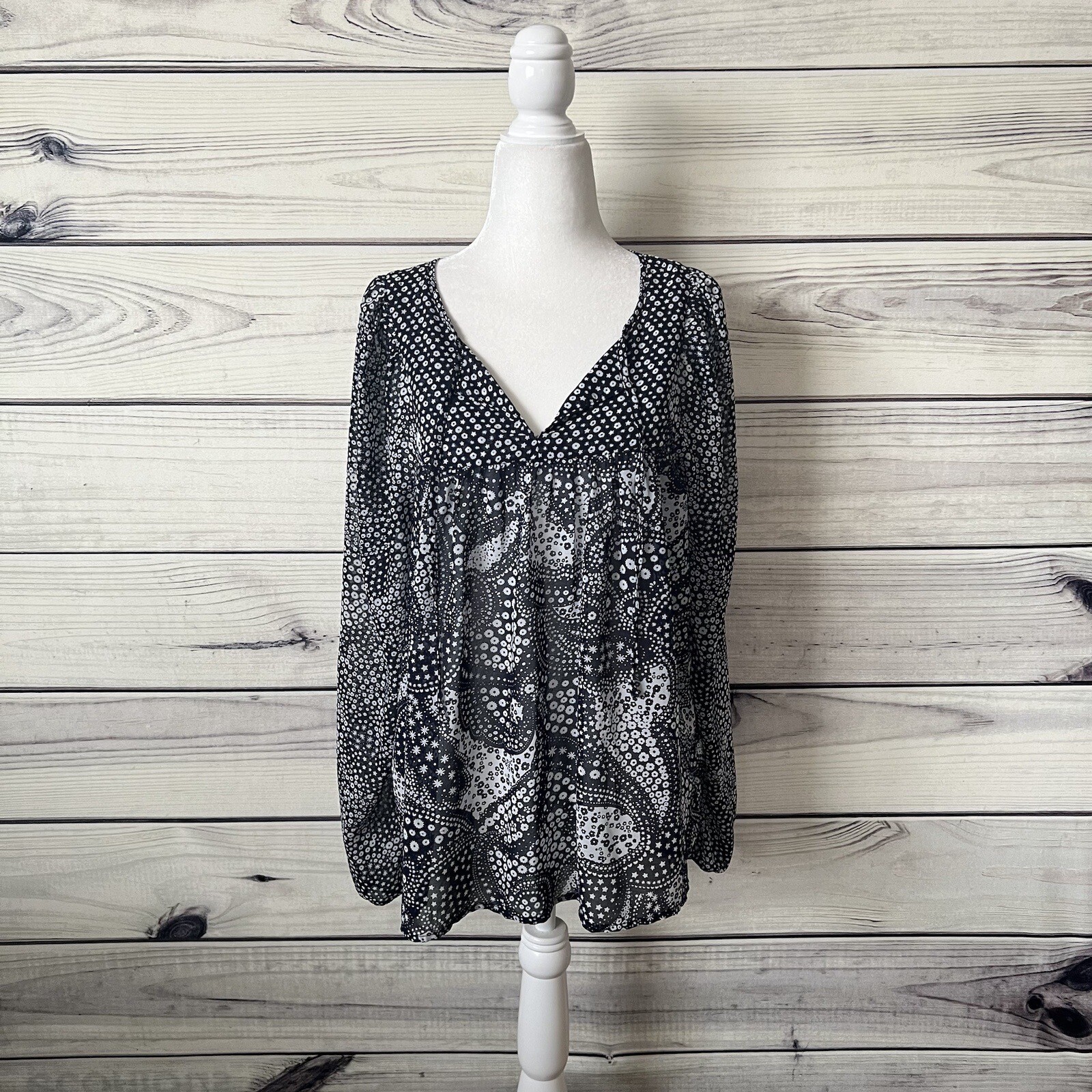 Gap Navy & White Floral Patterned Split V Neck Lo… - image 2