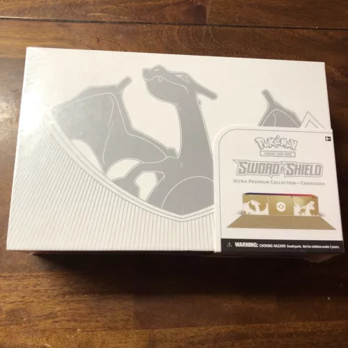 Pokémon TCG Sword & Shield Ultra Premium Collection Box Charizard 
