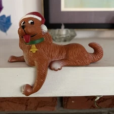 Vintage Christmas Mantel Stocking Holders 1982 Sun Hill Santa Dog Fireplace