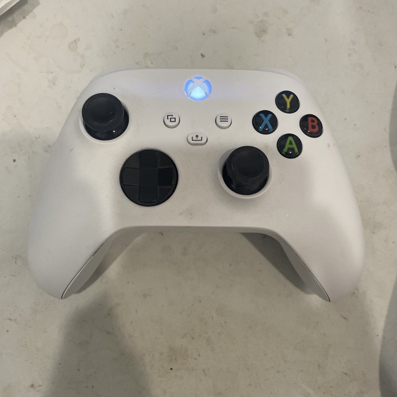 Microsoft Wireless Controller for Xbox Series X/S - Robot White
