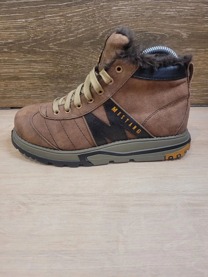 Mustang Ankle Boots Womens Uk 4 Nubuck Fur Lined Brown Genuine Mustang Stunning - Image 2 of 4