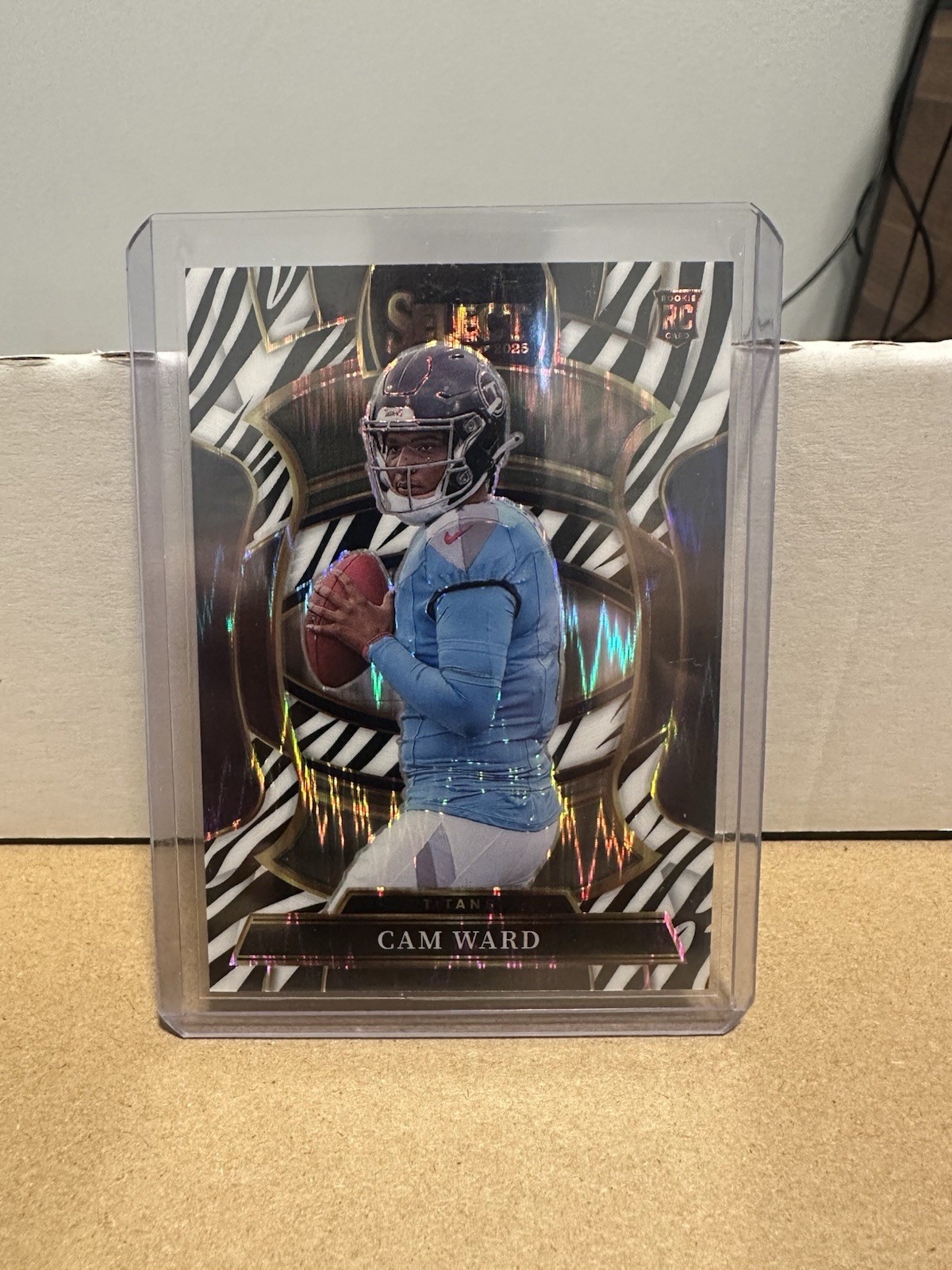 2025 Panini Select - Concourse Cam Ward #26 Zebra Prizm Shock (RC) CASE HIT