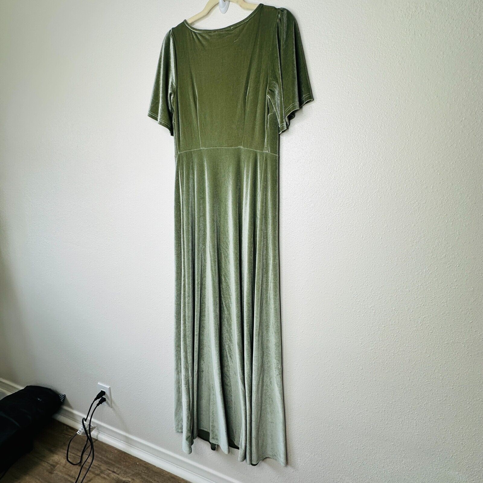 Baltic Born Light Sage Green Velour Short Flutter Sleeve Maxi Wrap Dress XS