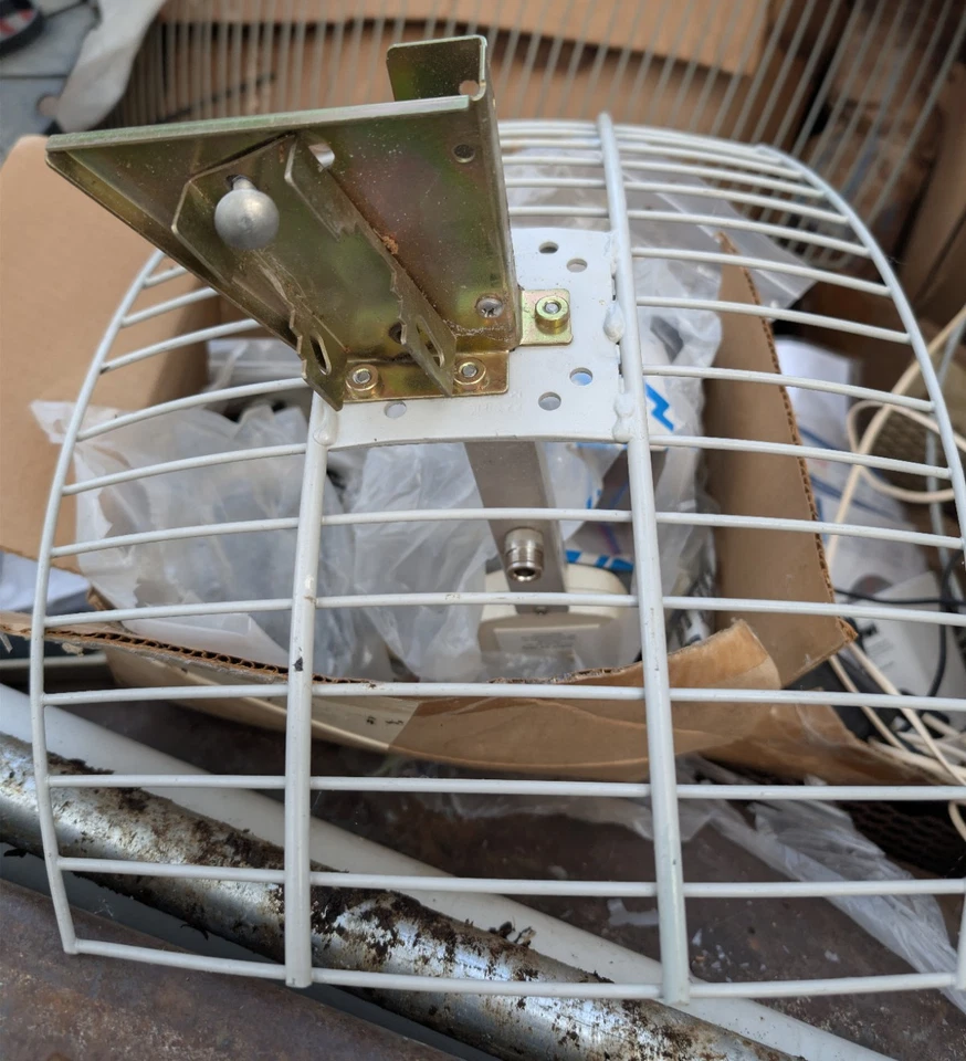 HyperLink HyperGain Die-cast Grid Antenna HG2415G - antenna N/F - Image 4 of 4