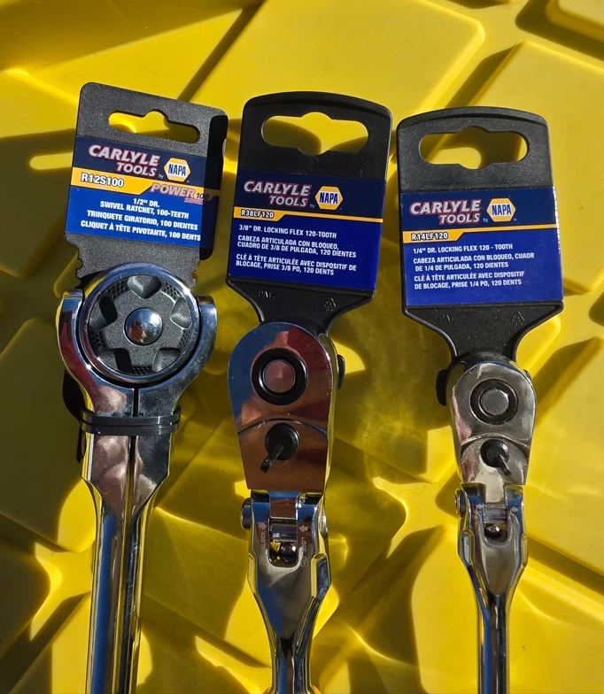 Juego de trinquete NAPA Carlyle 1/2" giratorio - cabezal flexible de 3/8" - cabezal flexible de 1/4" Foto 3 de 3