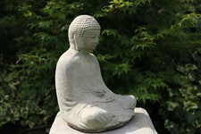 Buddha  indisch Steinfigur frostfester Steinguss Teich