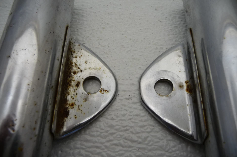 Soportes/orejas de faros cromados (A) para Suzuki TS90 TS 90 #6097 Foto 2 de 3