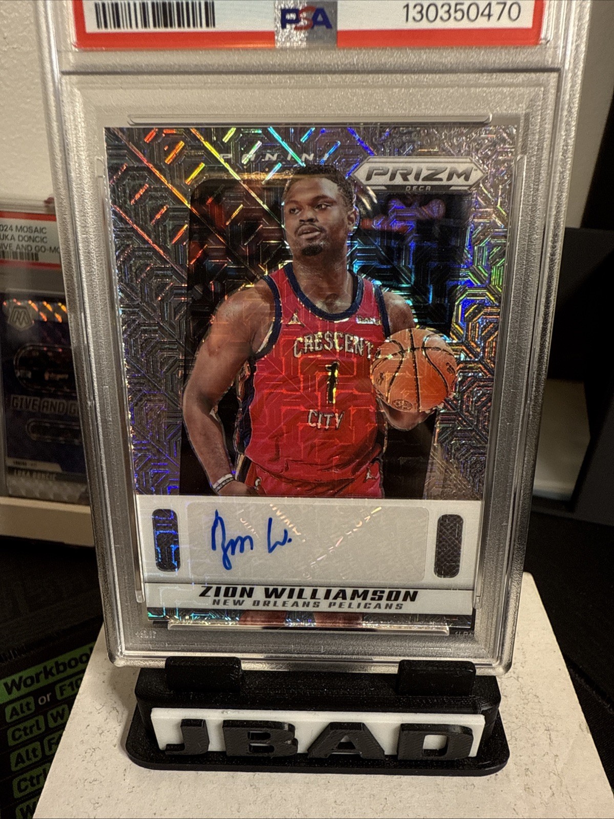 2024 Panini Prizm Deca Signatures #PDSZIO Zion Williamson Mojo Auto 11/25 PSA 10 view 6
