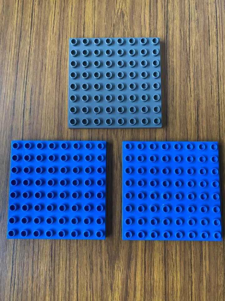 3x Duplo base plates, 2 blue 1 grey 8 x 8 12.5cm x 12.5 cm - image 3 of 3