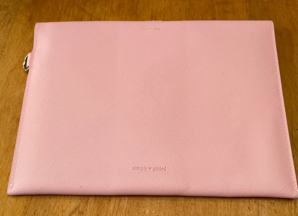 Simply Gilded Pink Snap Pouch, Gently Used - Изображение 2 из 3
