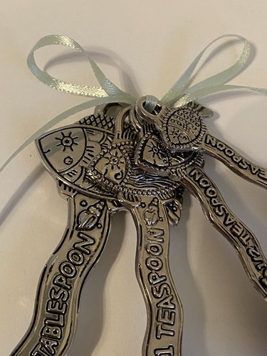 Measuring Spoons, Set of 4 Metal/Zinc Fish & Shell BEACHY COASTAL OCEAN - Picture 2 of 12