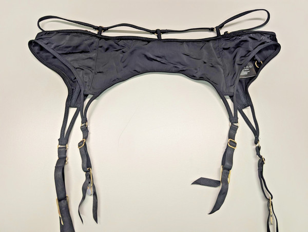 H&M Strumpfhalter / Strumpfgürtel / Strapse in schwarz Gr. M