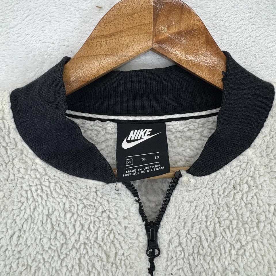 Nike Sherpa Fleece Jacket Mens Extra Large Black White Zip Bomber Chevron Teddy - Image 3 of 4
