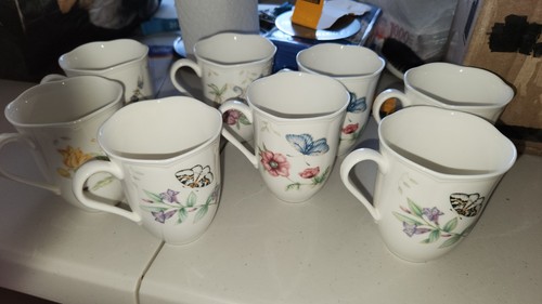 Juego de 8 tazas de té Lenox Butterfly Meadow tazas de café borde festoneado nuevas