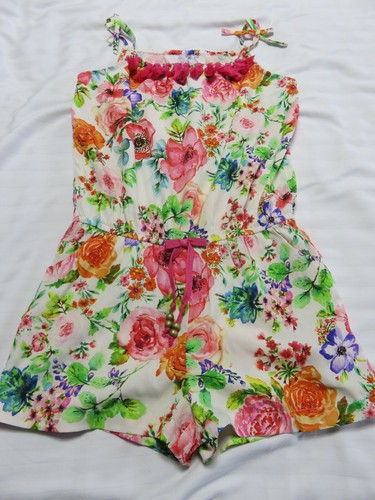 NEXT GARDEN ROSEN BLUMENDRUCK FEDERLEICHT KURZER SOMMER-PLAYSUIT ALTER 8