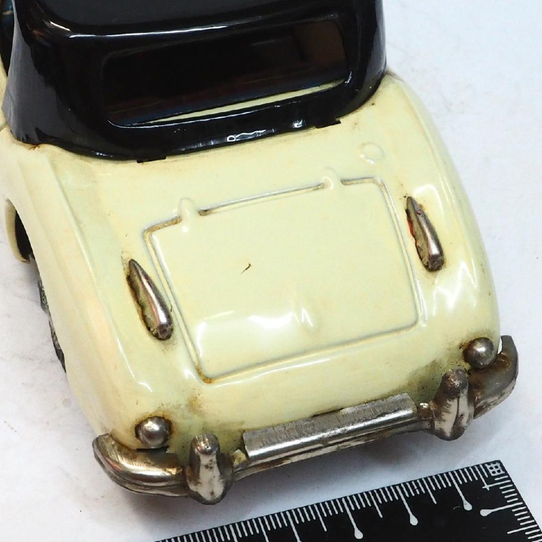 Miniature Car Bandai Austin Healey 100SX Coupe White Soft