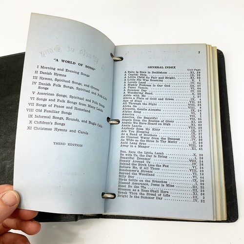 A World of Song Third Edition Binder Worship Songs 1940s Book - Picture 8 of 14
