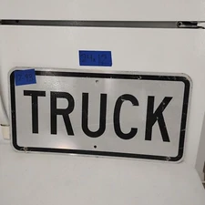 Street Road Traffic Sign (Truck) 12" X 24" Lot 12-93