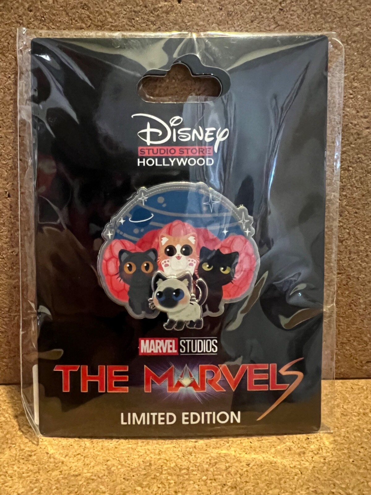 Disney Pin DSSH Marvel The Marvels Flerkittens - Surprise LE 150 Avengers