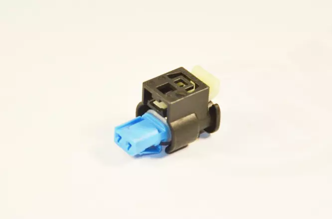 NEW MERCEDES-BENZ GLA X156 UPFRONT SENSOR COUPLING HOUSING 