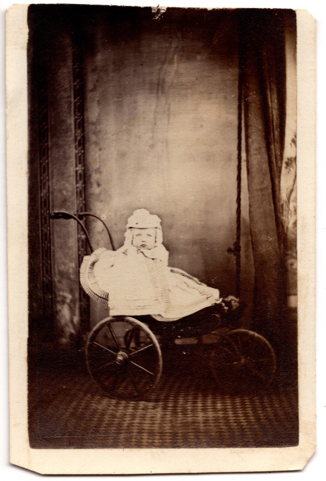 ANTIQUE CDV CIRCA 1860s CUTE YOUNG GIRL SITTING IN BABY STROLLER CIVIL WAR ERA
