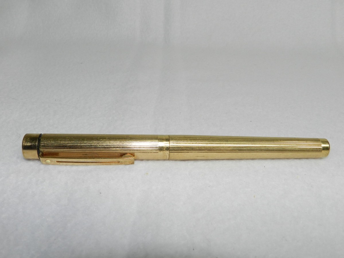 Vintage Sheaffer Targa Gold Electroplated & 14K Nib Fountain