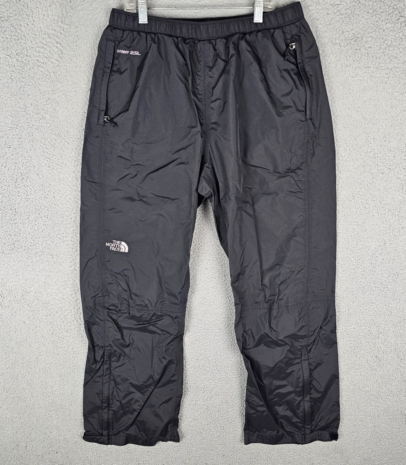 The North Face HyVent 2.5L Rain Pants Mens L Waterproof Shell Dryvent 4501211798
Opens in a new wind