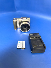 WORKING Olympus SP Series SP-800UZ 14.0MP Digital Camera / W BATTERY  CHARGER /