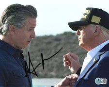 GAVIN NEWSOM CALIFORNIA GOVERNOR SIGNED 8x10 PHOTO 3 2028 PRESIDENT BECKETT COA
