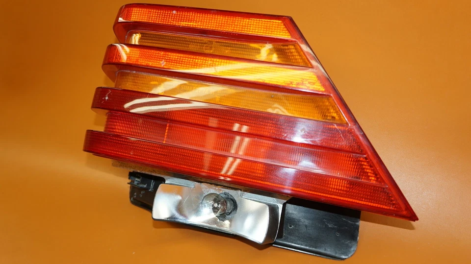 MERCEDES BENZ S320 TAIL LIGHT LEFT DRIVER 1992 1993 1994 W140 S500 A1408200564 - Image 3 of 4