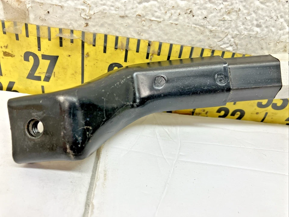 OEM GM RH Ventana delantera Canal trasero Guía de pista 337716 1973-91 GMC Jimmy (Bin91) Foto 4 de 4