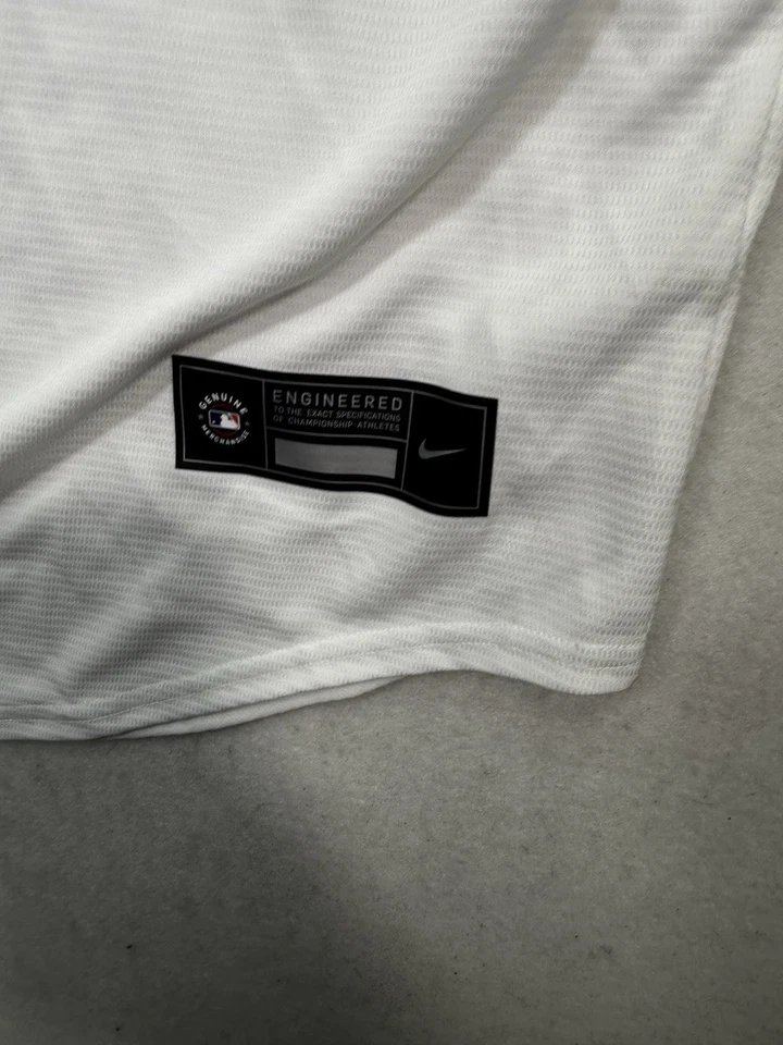 Nike Joey Votto Reds Jersey Mens XL - NEW WITH TAGS AUTHENTIC - Image 4 of 4