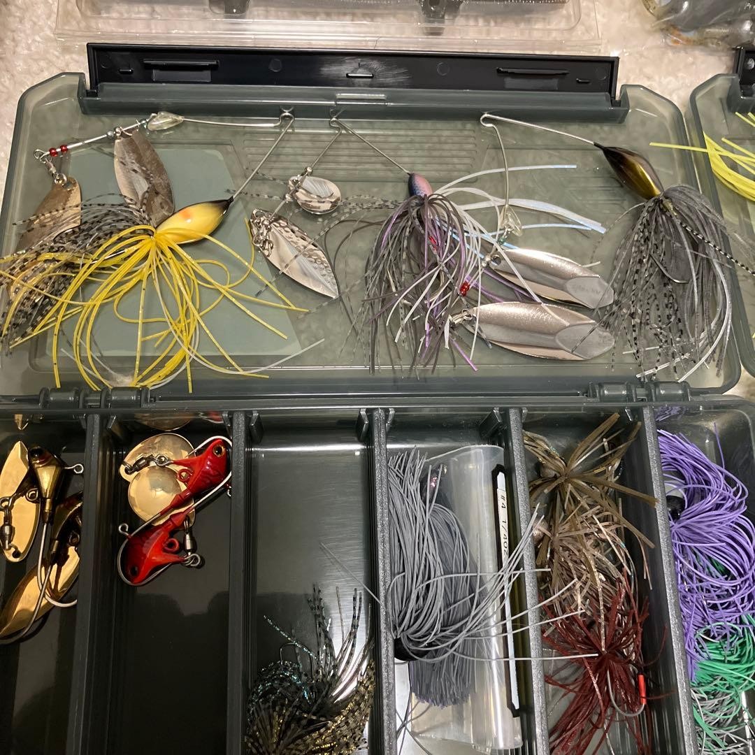 Bass fishing retirement set, tackle box, hard lures, soft lures, bait reels, - Image 14
