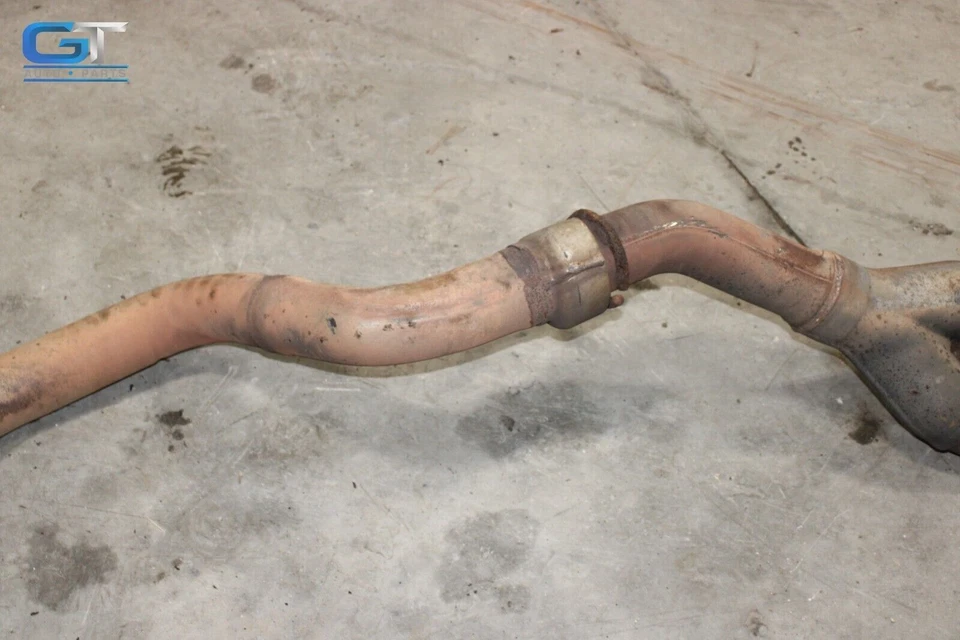 Ford F550 2014-2016 sistema de escape silenciador trasero y tubo de escape OEM Foto 3 de 4