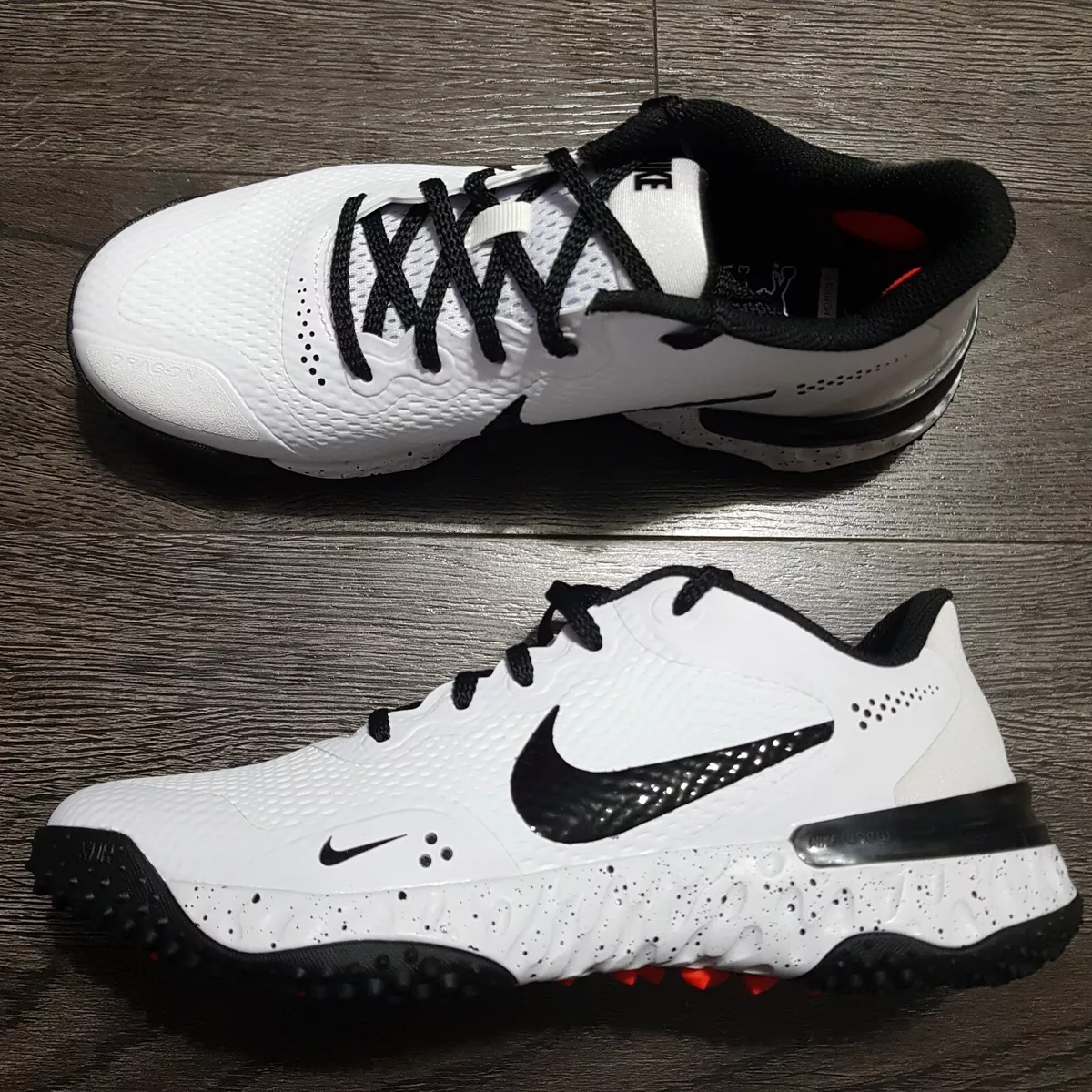 Nike baseball deals coaches shoes